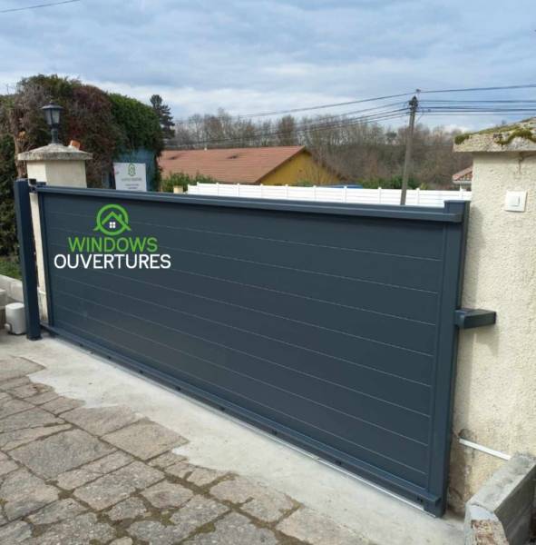 Spécialiste du portail aluminium coulissant en Isère