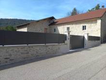 Poseur de portails en aluminium sur mesure et électrique en Isère